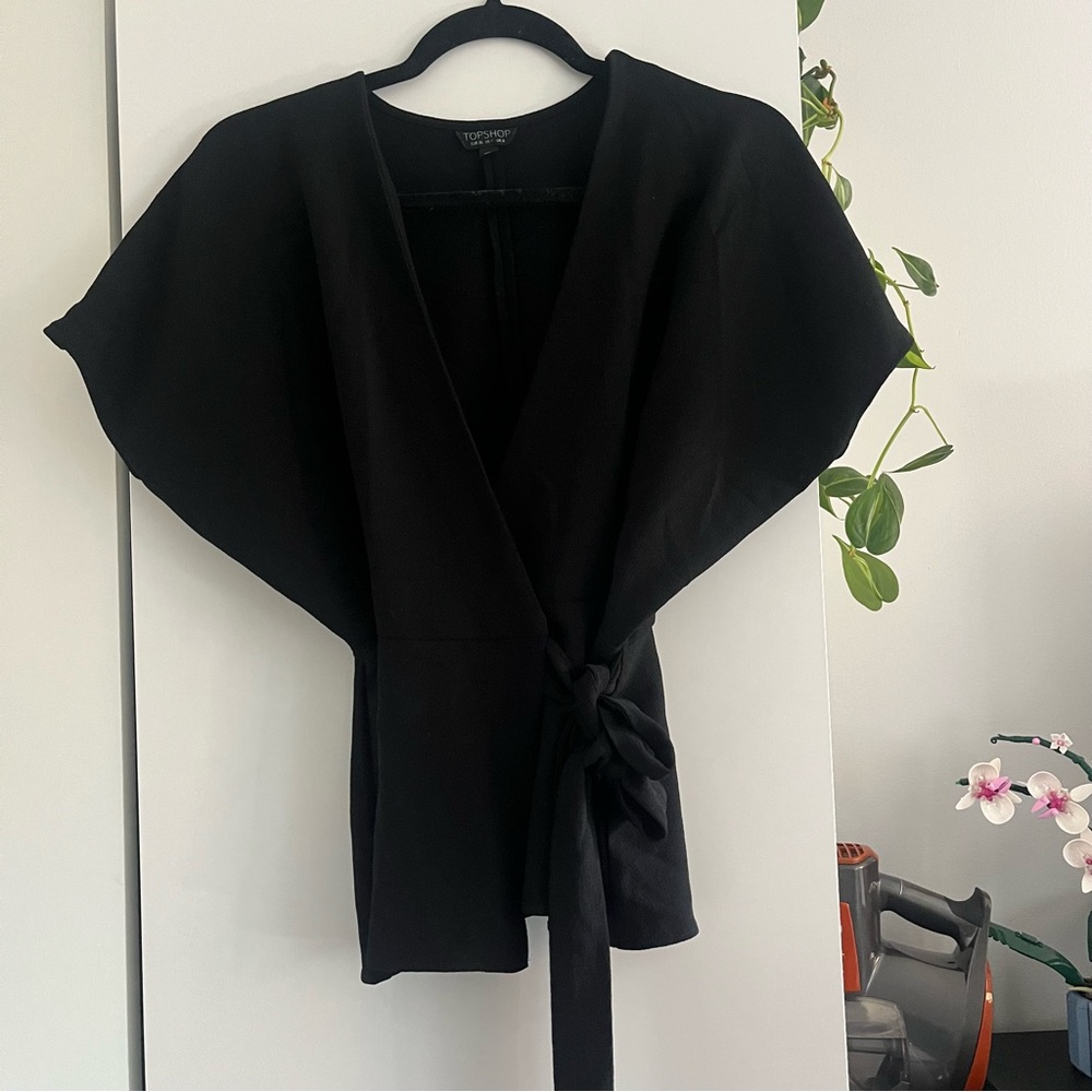 {Topshop} 🔷 wrap top